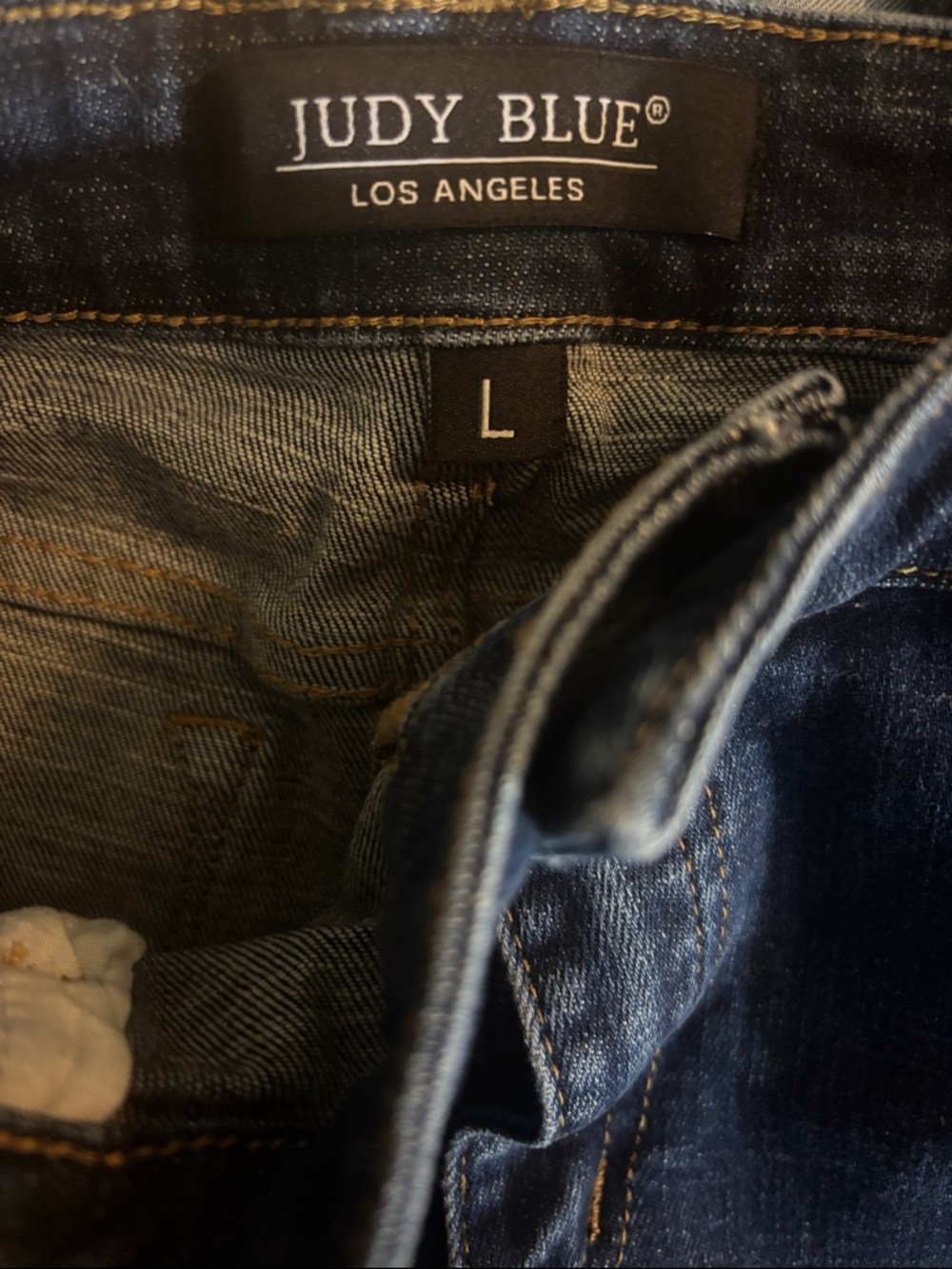 Judy Blue | Distressed Dark Blue Denim Women’s Shorts camo large - Picture 5 of 5
